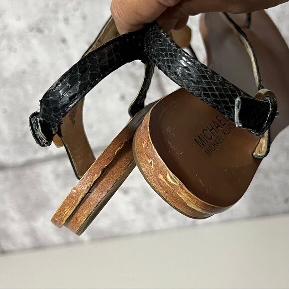 Michael Kors Plate Genuine Snakeskin Upper Leather Thong Sandals - Picture 13 of 13